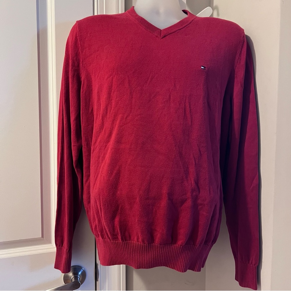 🔥 V-Neck Sweater